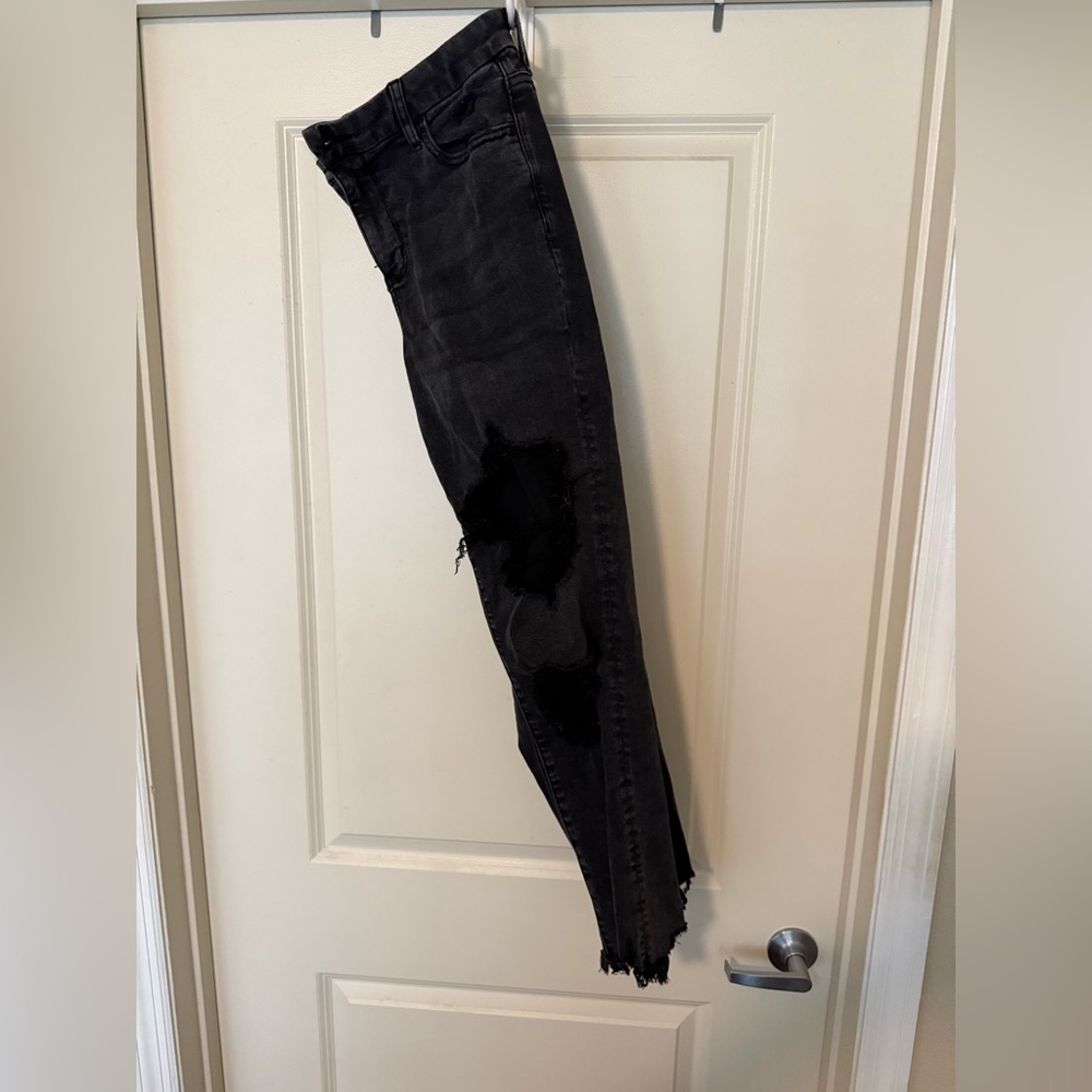 American Eagle Outfitters Black Ripped Skinny Jeans